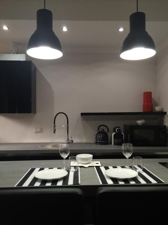Kibilu - Via Confalonieri - Stazione Garibaldi - Zona Isola Milán Habitación foto