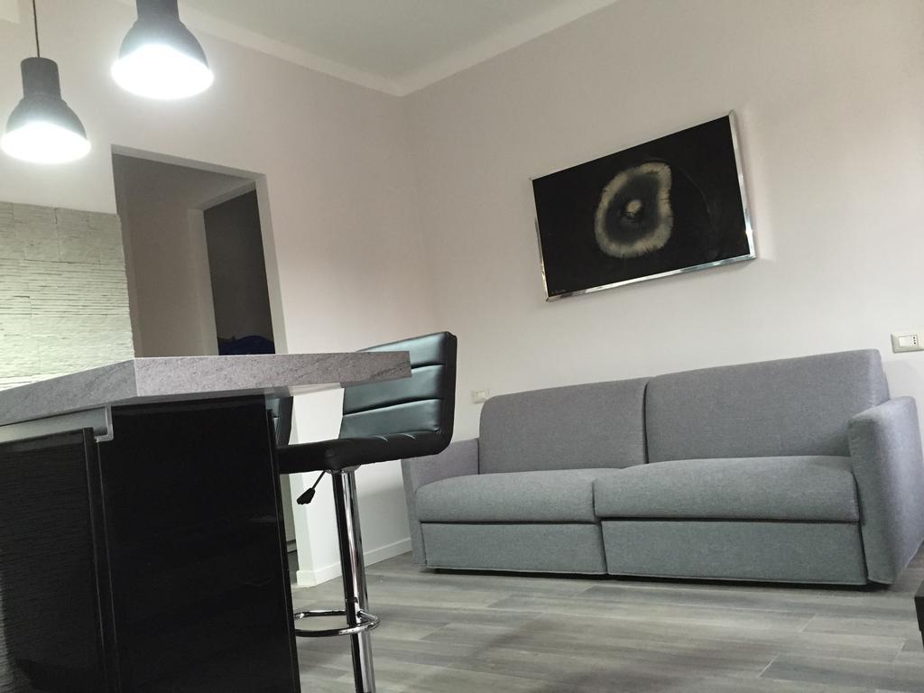 Kibilu - Via Confalonieri - Stazione Garibaldi - Zona Isola Milán Habitación foto